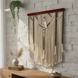 tapiz-con-espirales-y-cenefa-de-madera